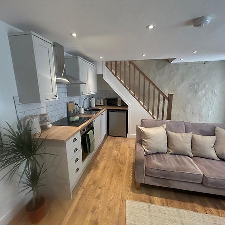 Cosy Modern Miners Cottage Llanllechid Екстериор снимка