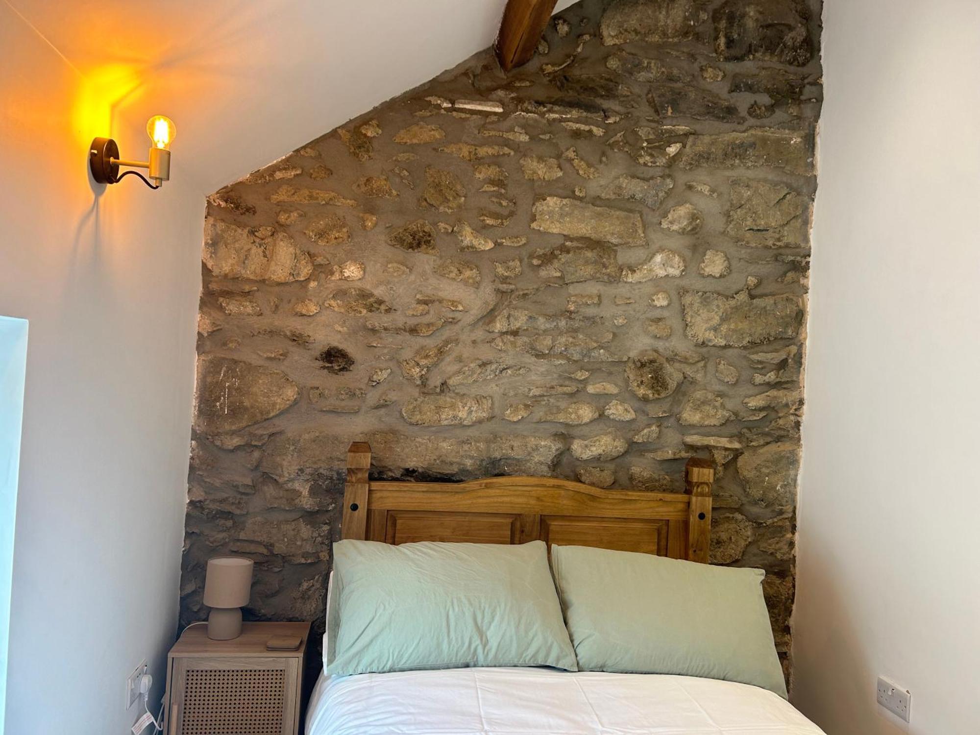 Cosy Modern Miners Cottage Llanllechid Екстериор снимка