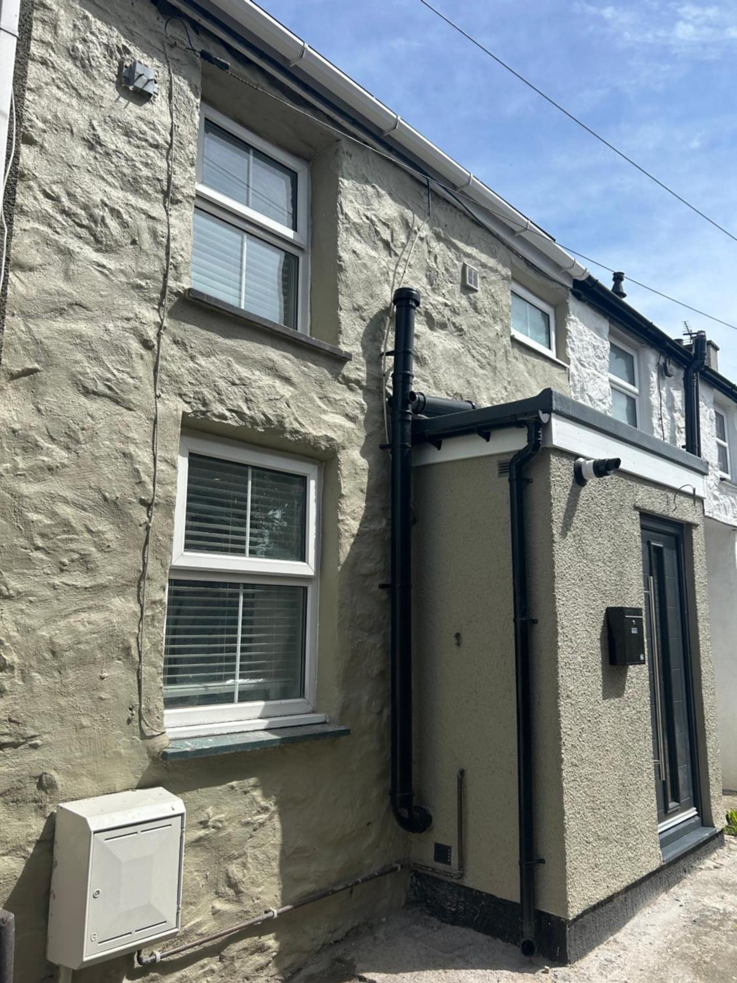 Cosy Modern Miners Cottage Llanllechid Екстериор снимка